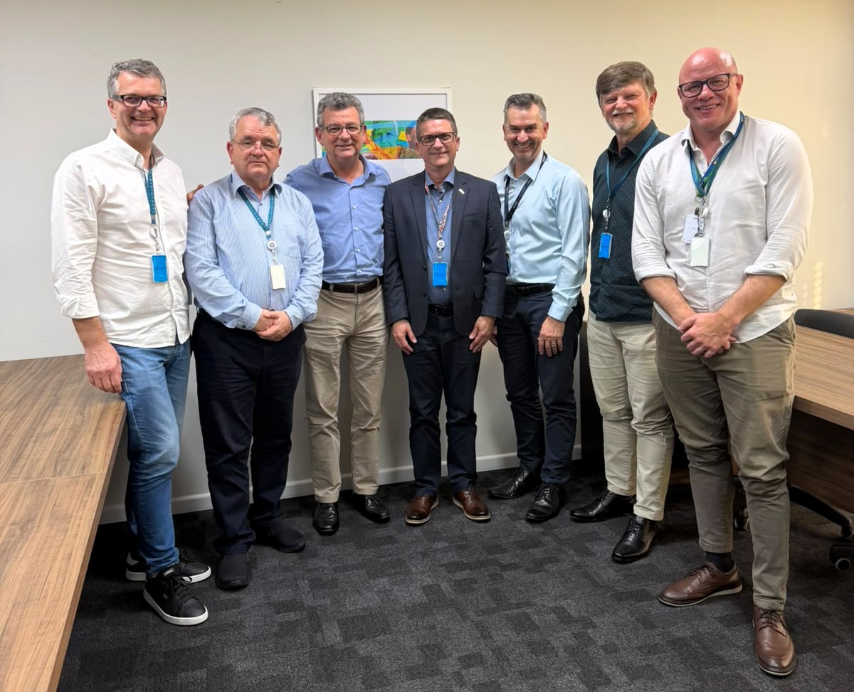CDL Blumenau e Central Ailos fortalecem parceria em visita institucional