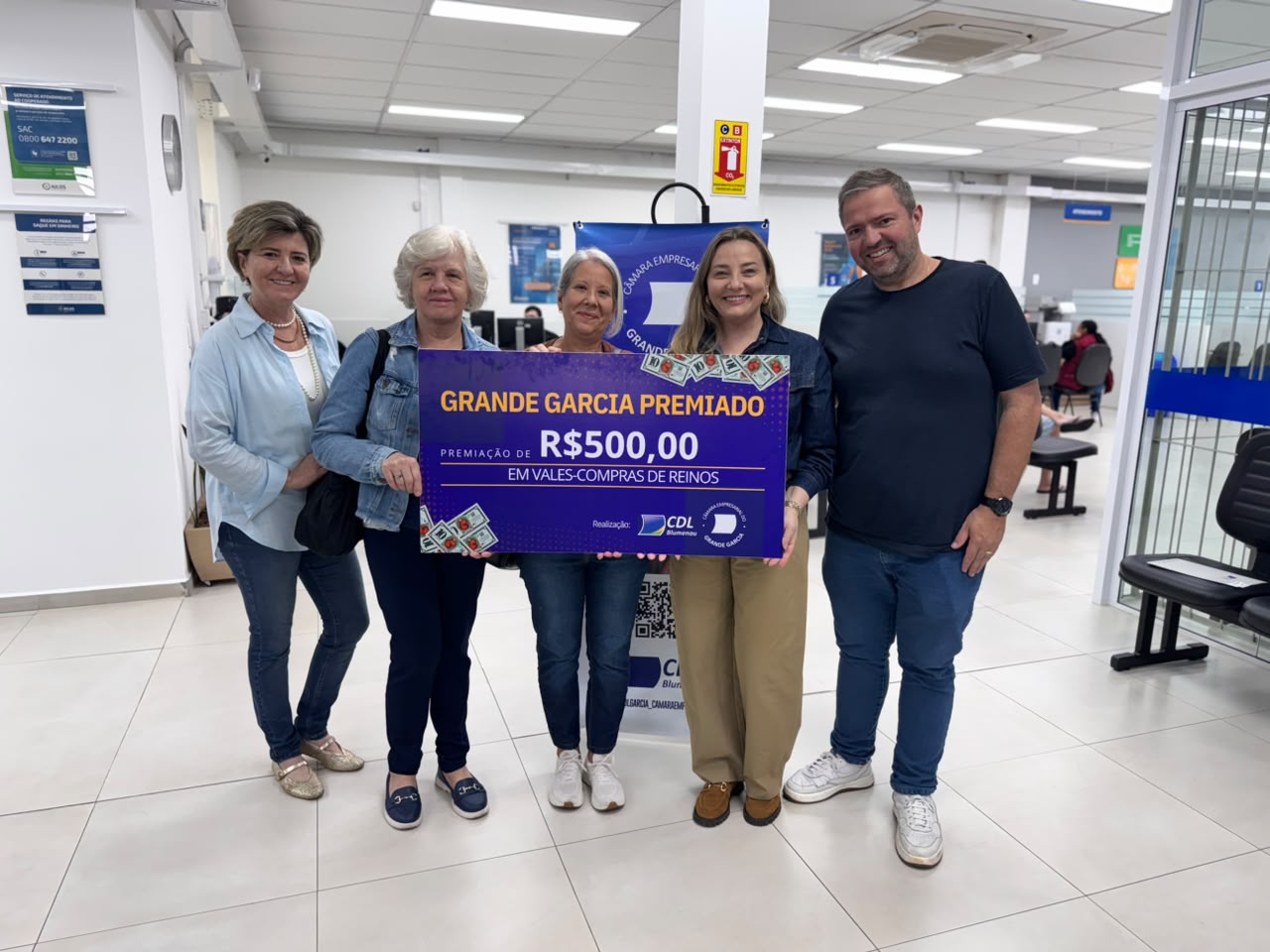 Grande Garcia Premiado entrega prêmios aos ganhadores da terceira edição