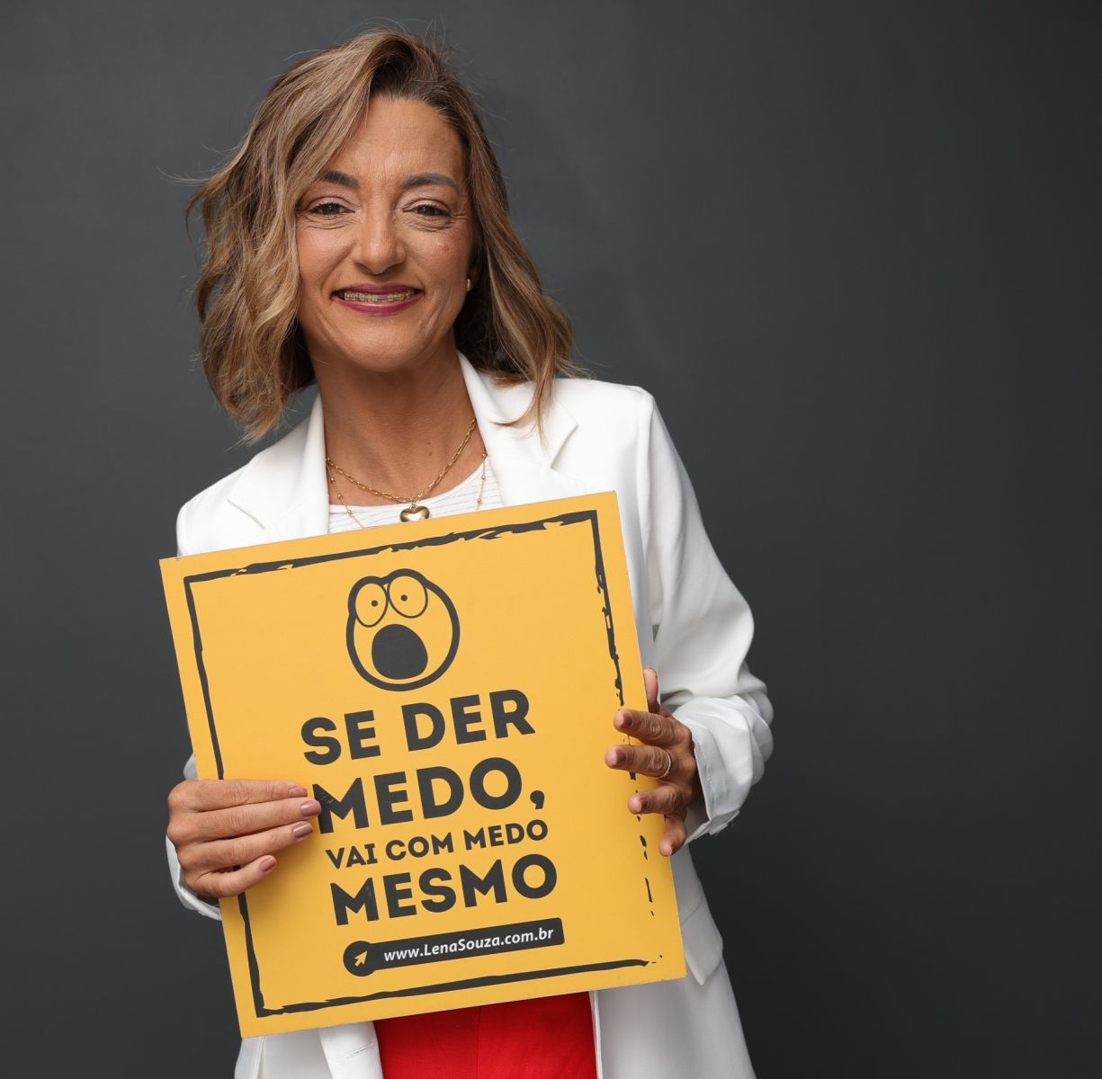Facilitadora, palestrante e mentora, Lena Souza 
