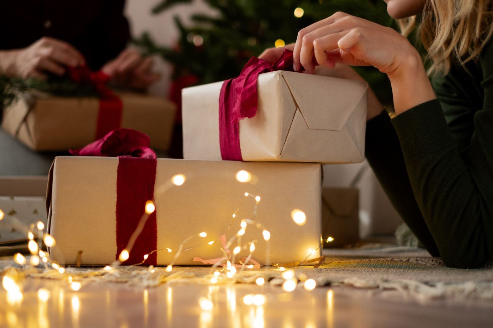 12 milhões de consumidores devem ir às compras de Natal na última hora, apontam CNDL/SPC Brasil