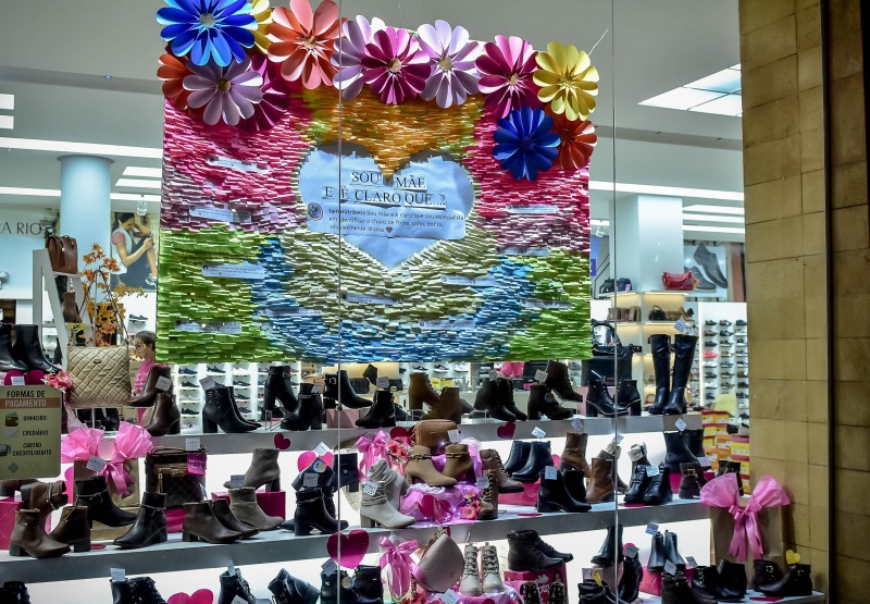 Vitrine revelação: Sapataria da XV