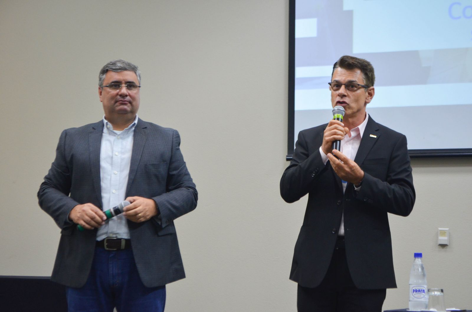Jornalistas da CDL Blumenau participam do 15º Encontro de Comunicadores do Sistema CNDL