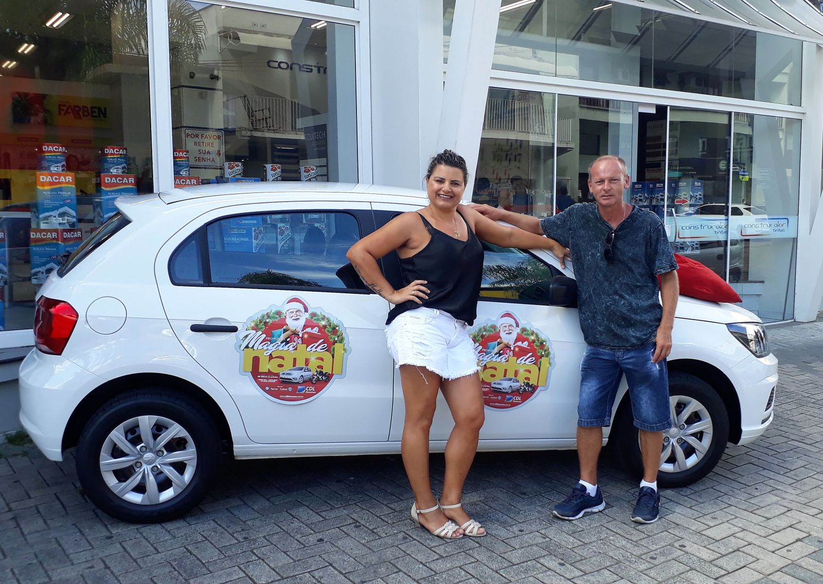Promoção Magia de Natal entrega carro a Gerson Koegler