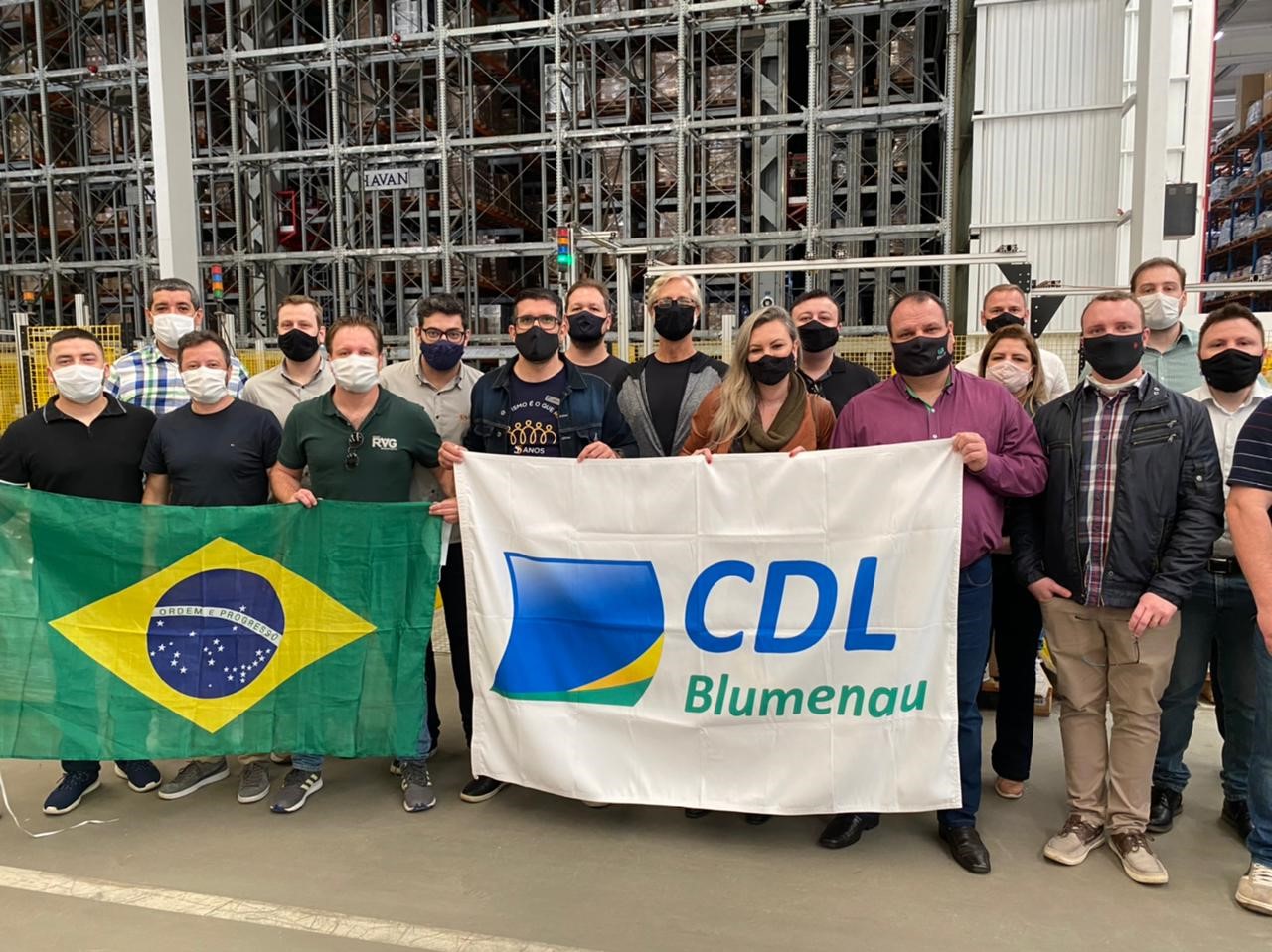 CDL Jovem Blumenau visita o Centro de Distribuição Havan, em Barra Velha