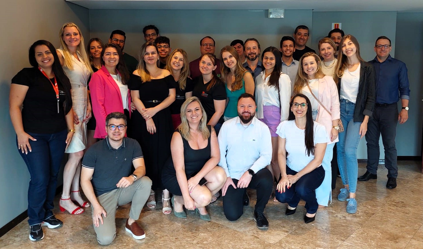 Mais de 30 pessoas participam de palestra sobre LinkedIn, no núcleo CDL Conexões