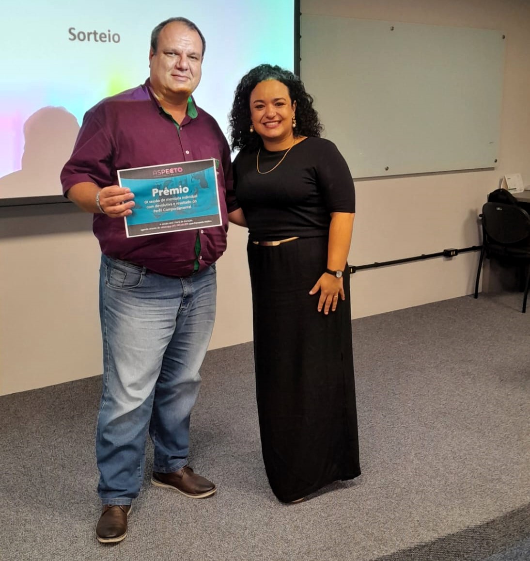 Núcleo CDL Conexões recebe Fernanda Molina para palestra sobre perfis comportamentais
