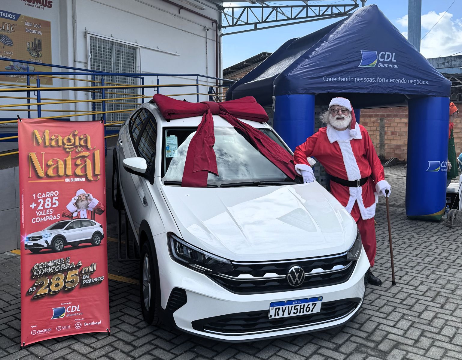 Região das Itoupava recebe ação Magia de Natal da CDL Blumenau 