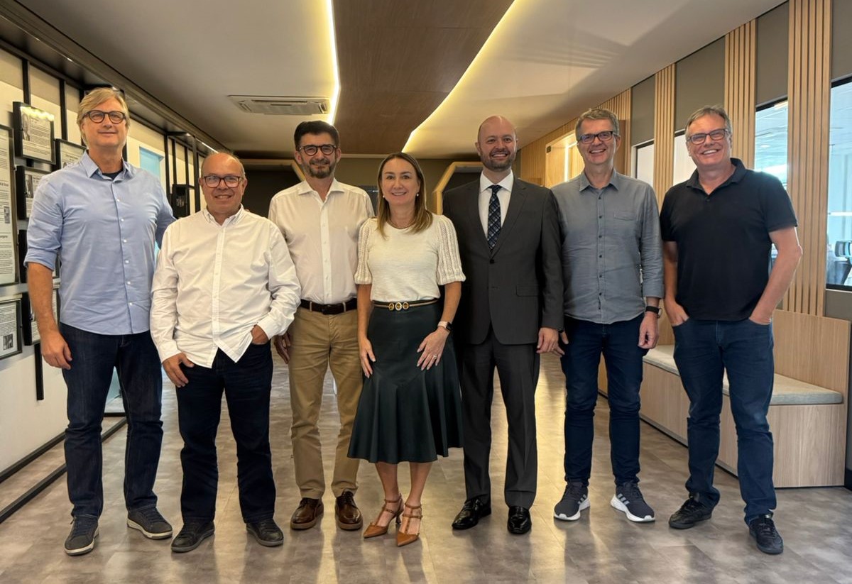Liderança empresarial unida pelo desenvolvimento de Blumenau