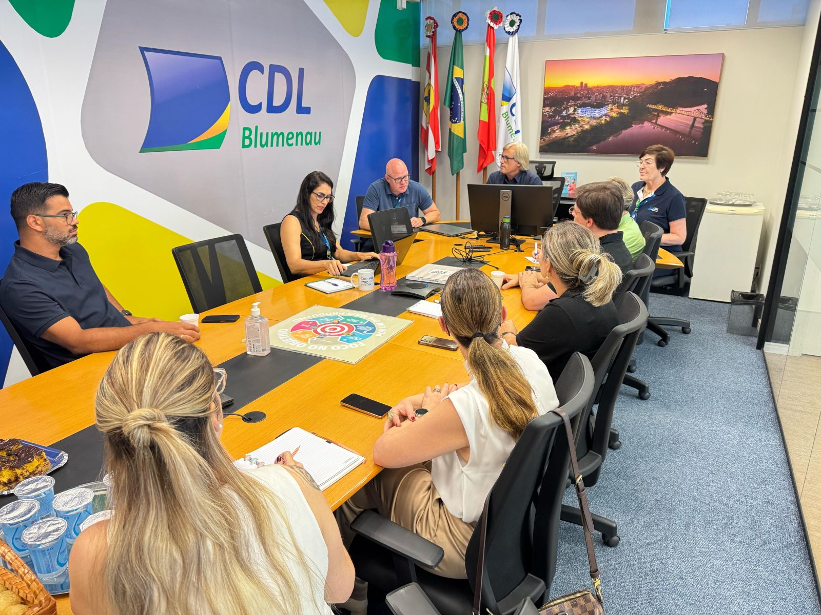  CDL Blumenau debate Feira do Brique e reforça compromisso com equilíbrio para o comércio local
