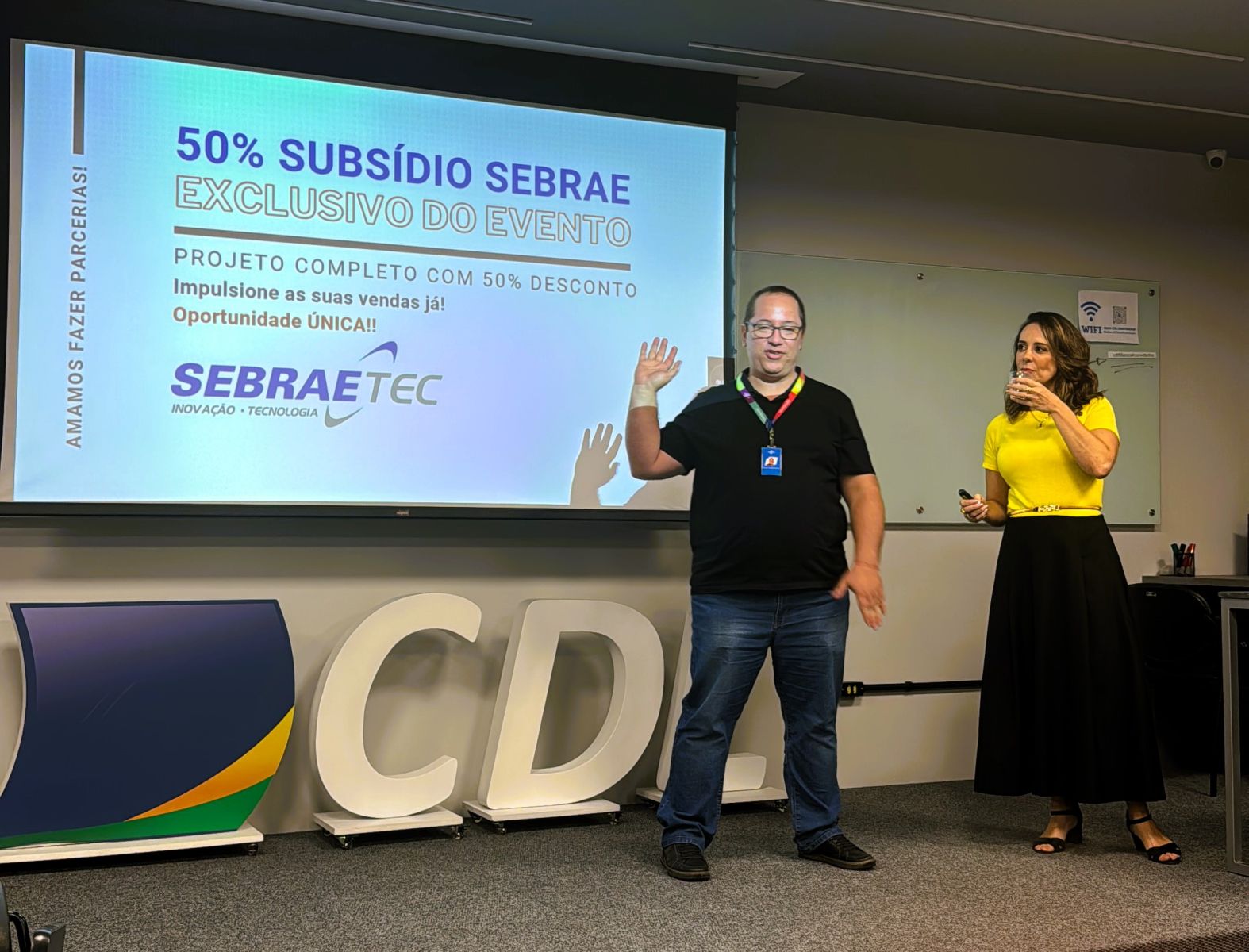 Workshop "Experiência de Compras" reúne empresários em evento na CDL Blumenau