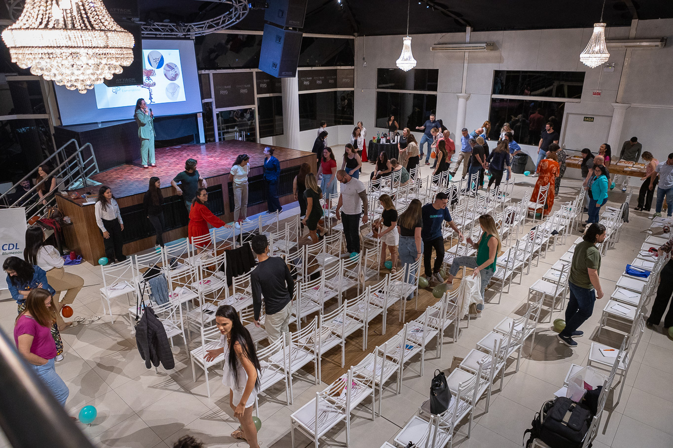Palestra do Núcleo CDL Conexões explora o poder da neurociência e inteligência emocional para o sucesso