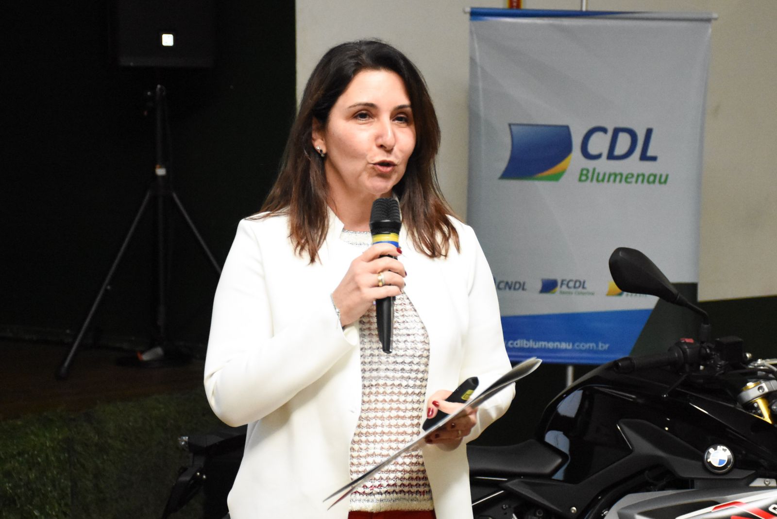 Mais de 170 pessoas participam do CDL nos Bairros, na região da Velhac