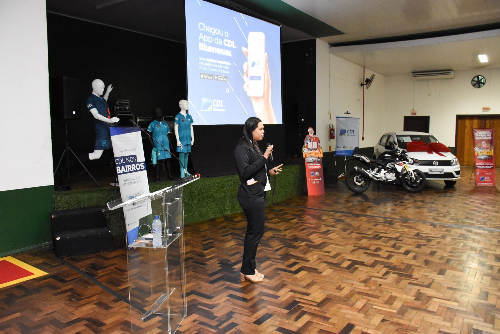 Mais de 170 pessoas participam do CDL nos Bairros, na região da Velhac