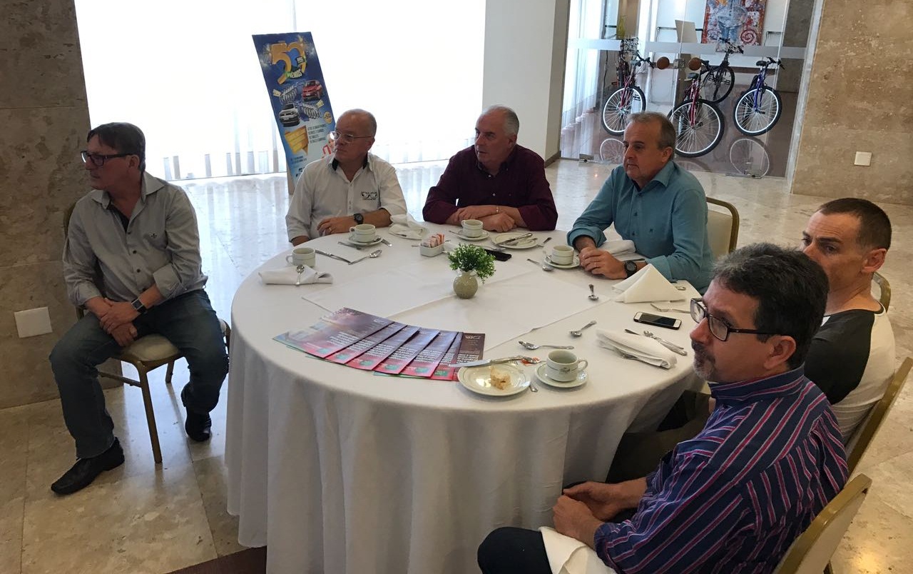 Campanha de Natal “50 Anos  - 50 Prêmios” é lançada, em Blumenau