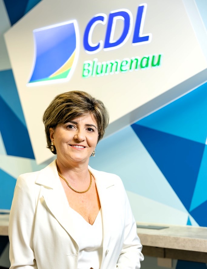 Marcianita Tomio, Diretora de Patrimônio e Secretária da CDL Blumenau