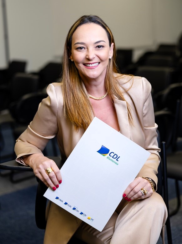 Priscila Emanuela da Silva Ferreira, Diretora de Desenvolvimento da CDL Blumenau