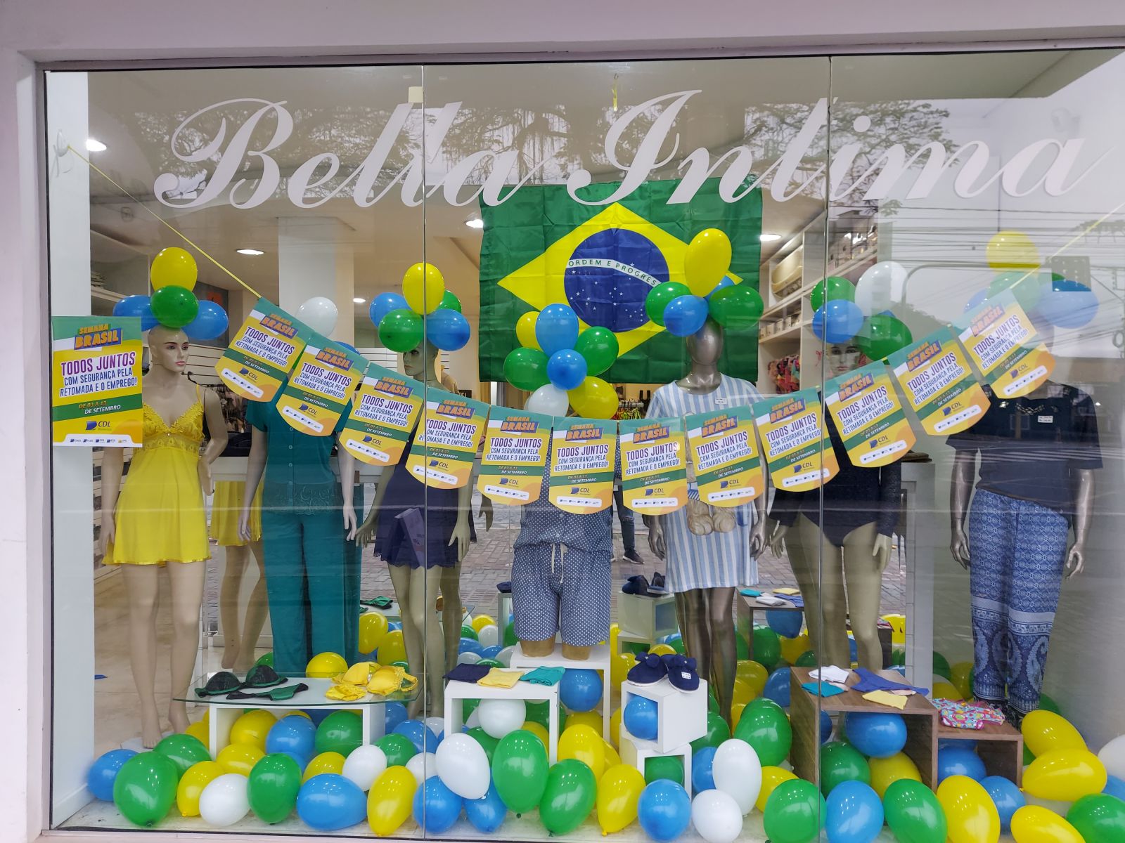Loja Bellaintima, no Centro.