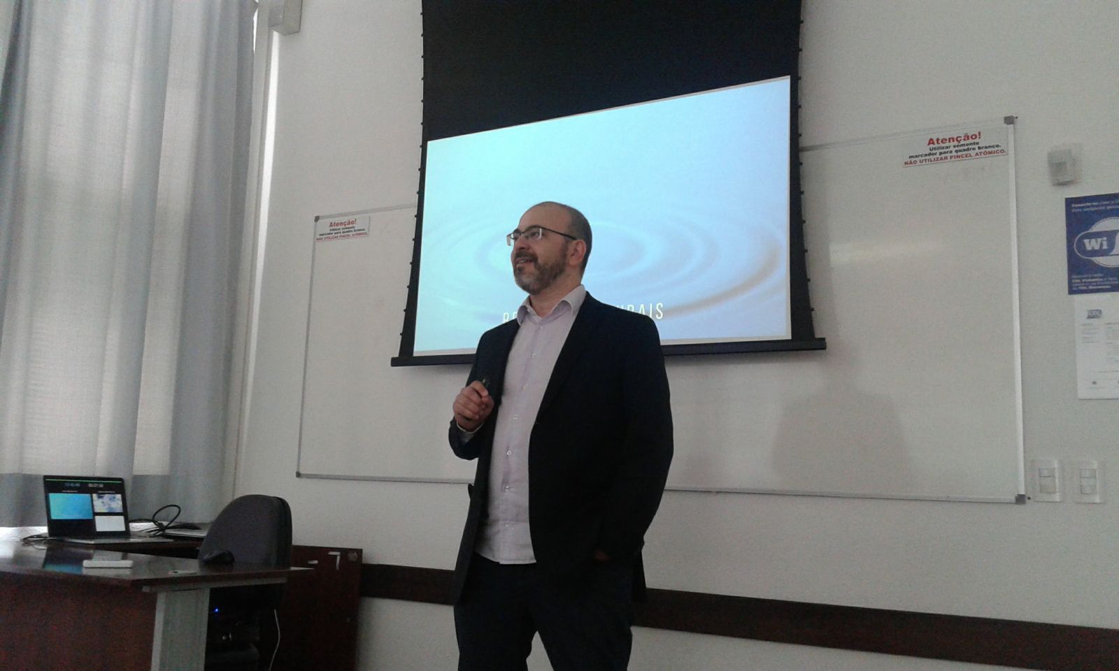  Futuro e as mudanças tecnológicas são tema de palestra na CDL Jovem Blumenau, com Dejota Castro