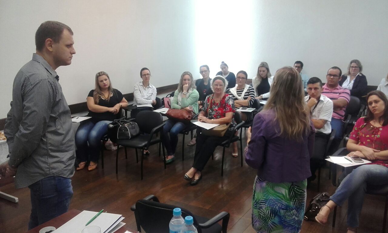 Gerente da Construcolor participa do Fórum Análise de Crédito