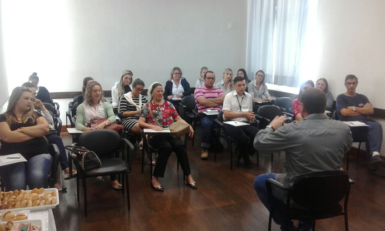 Gerente da Construcolor participa do Fórum Análise de Crédito